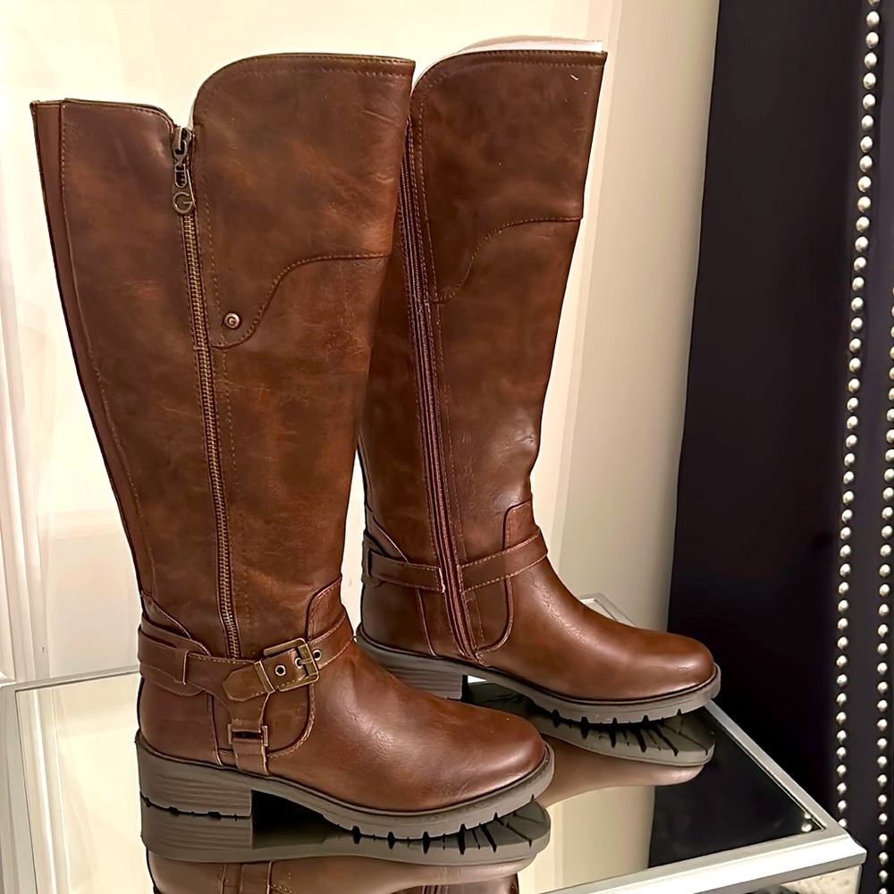 RIDING BOOTS